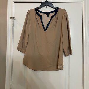 Ann Taylor Women’s Navy Blue Colorblock Top